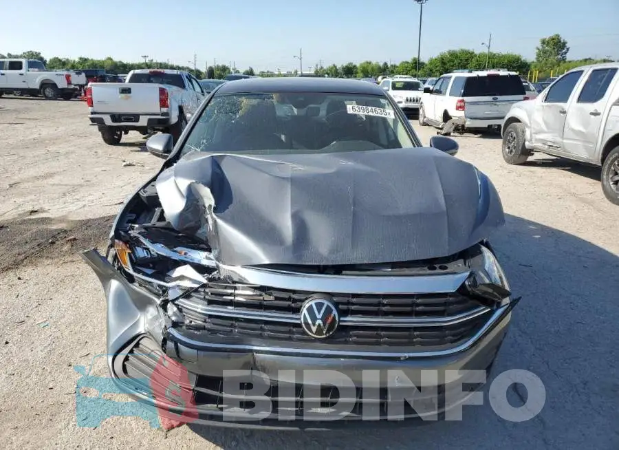 3VW7M7BU5RM069947 Photo# 5