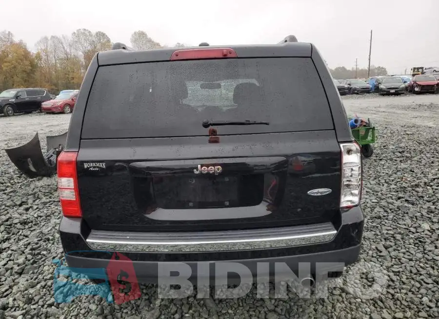 1C4NJPFA7GD655948 Photo# 6