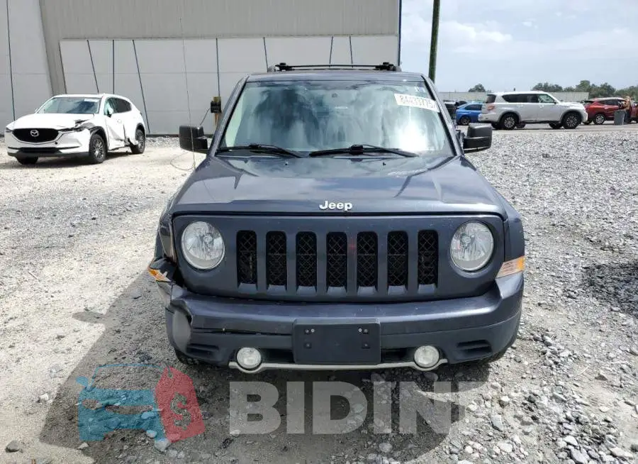 1C4NJRFB5GD511142 Photo# 5