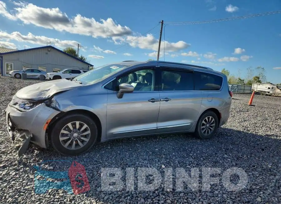 2C4RC1EG1KR599915 Photo# 1