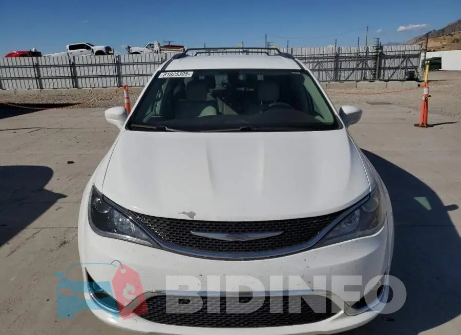 2C4RC1EG2HR577768 Photo# 5