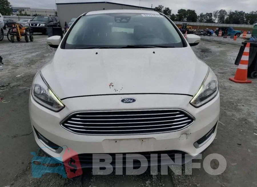 1FADP3N22GL212468 Photo# 5