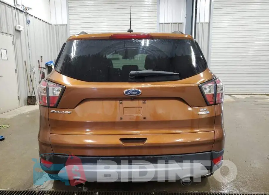 1FMCU9GD5HUA32263 Photo# 6