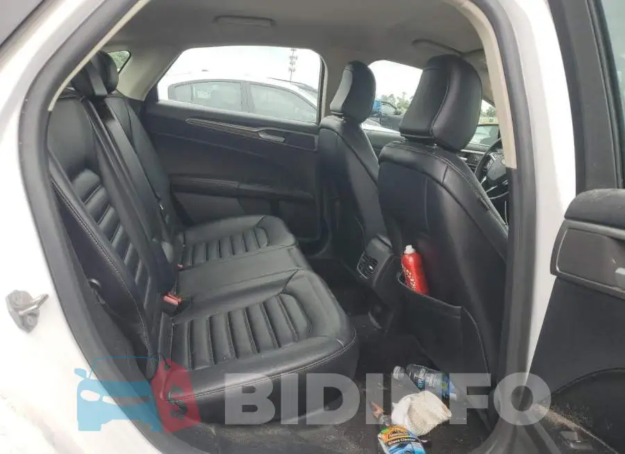 3FA6P0CD7LR205717 Photo# 10
