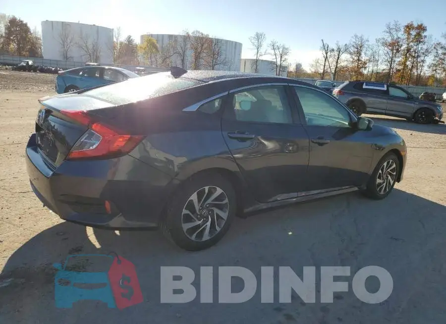 19XFC2F70HE217147 Photo# 3
