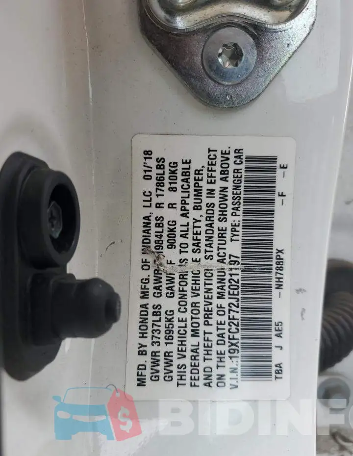 19XFC2F72JE021197 Photo# 12