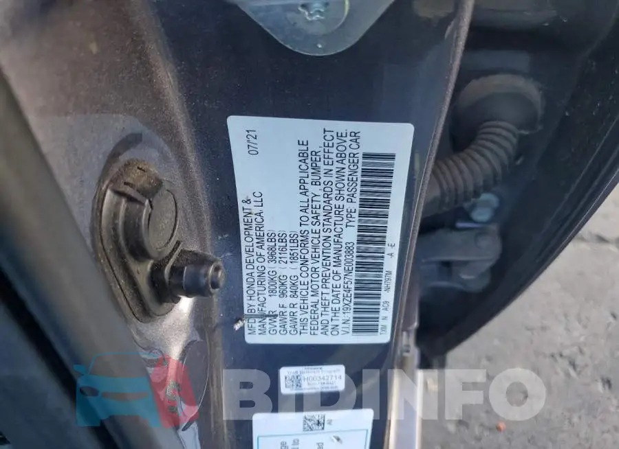 19XZE4F57NE003883 Photo# 12