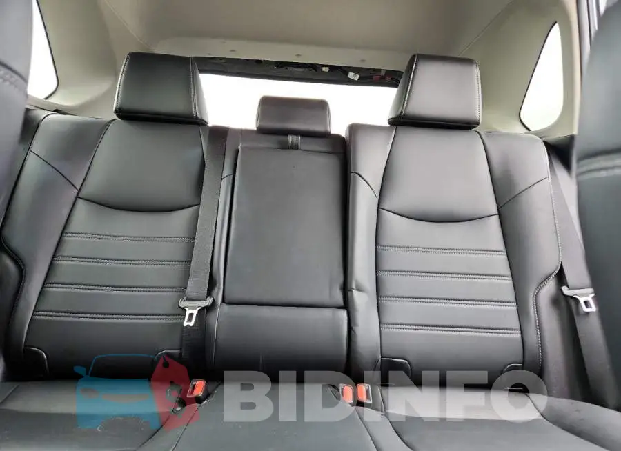 2T3A1RFV5MC146289 Photo# 10