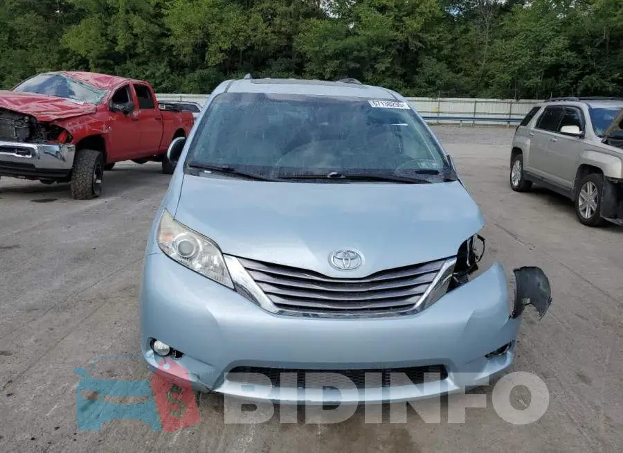 5TDYK3DC7GS692977 Photo# 5
