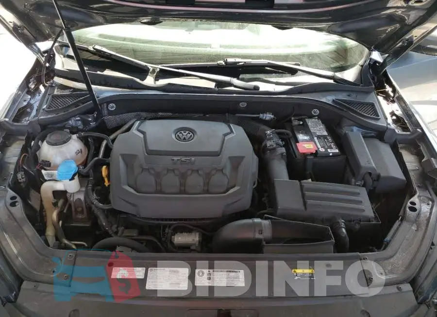 1VWLA7A31KC003158 Photo# 11