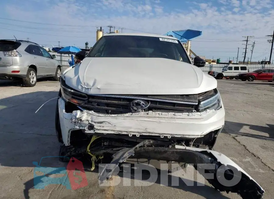 3VVCB7AX8RM159727 Photo# 5