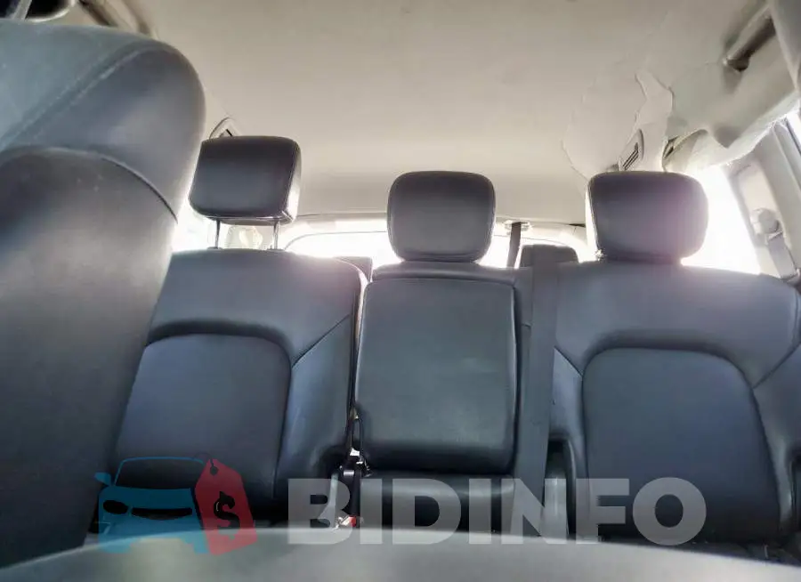 JN8AY2BD2P9693088 Photo# 10