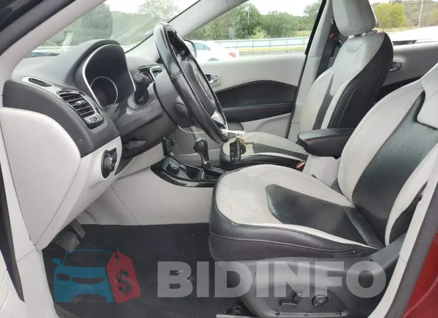 3C4NJDCB3LT182436 Photo# 7