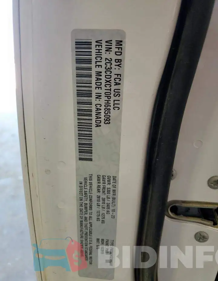 2C3CDXCT0PH685093 Photo# 12