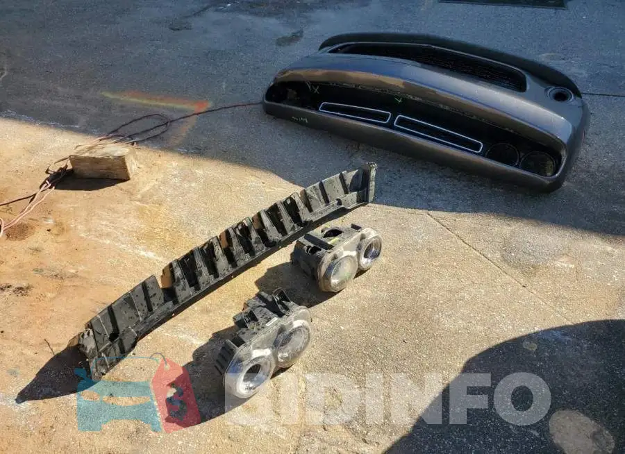 2C3CDZAG9KH729490 Photo# 12