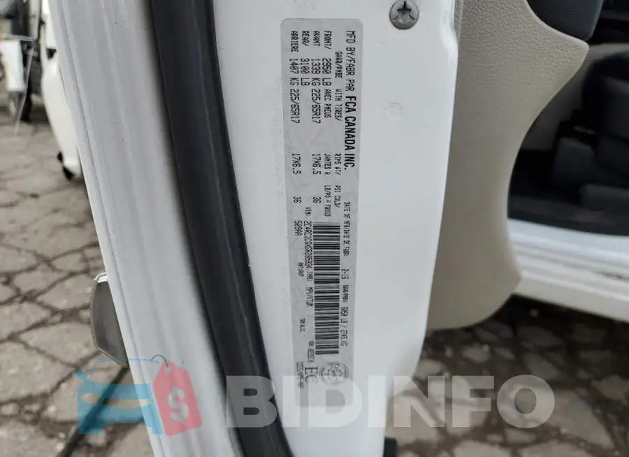 2C4RC1CGXGR285934 Photo# 14