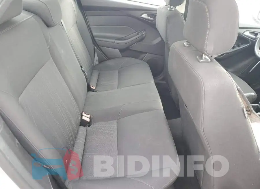 1FADP3F29JL233999 Photo# 10