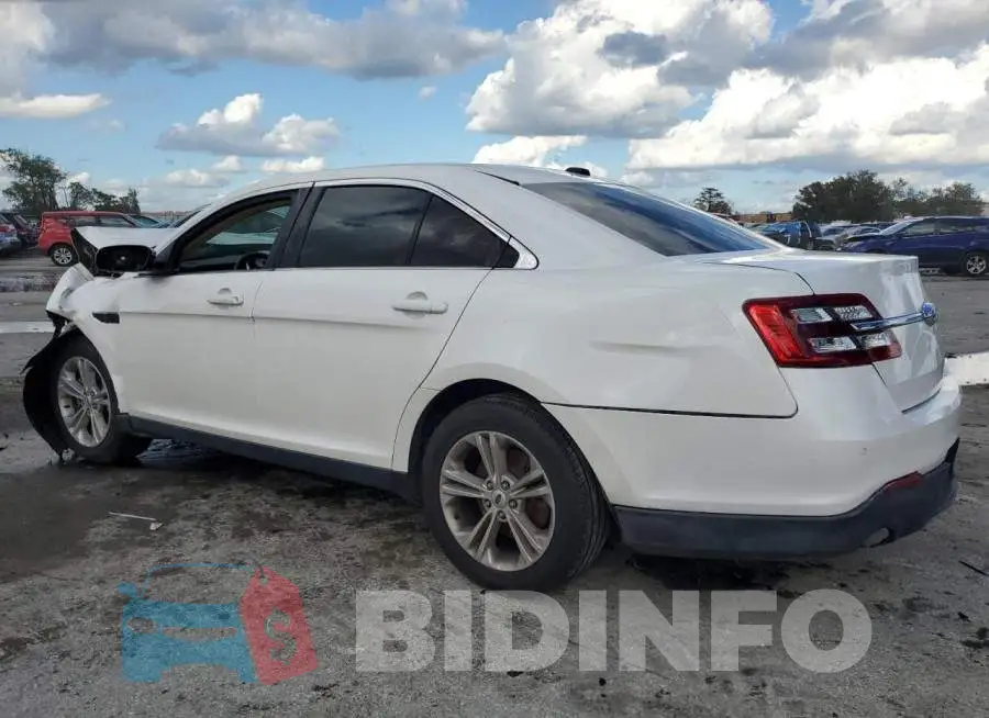1FAHP2E85JG107052 Photo# 2