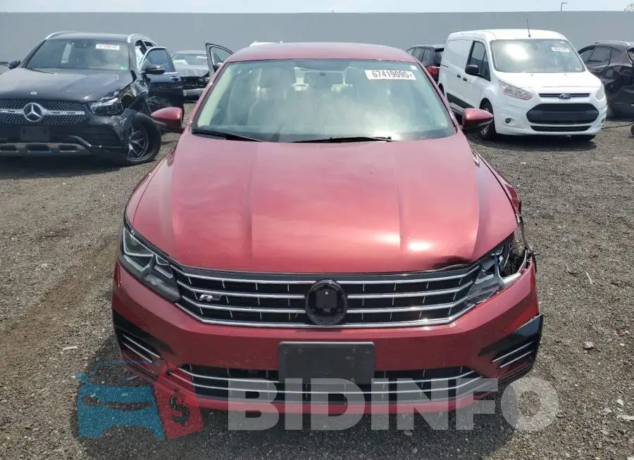1VWDT7A39HC044371 Photo# 5