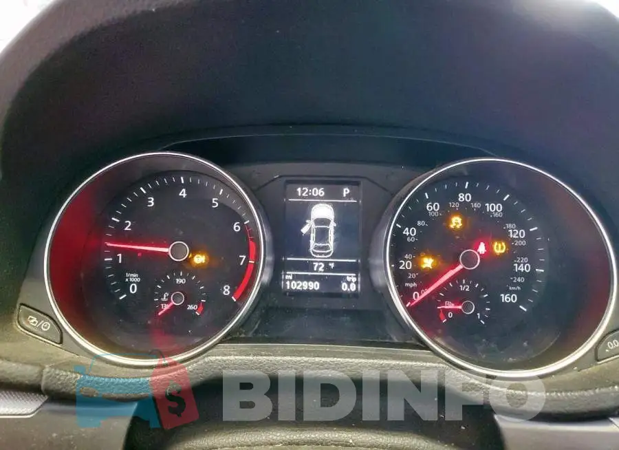 1VWDT7A3XHC084359 Photo# 9