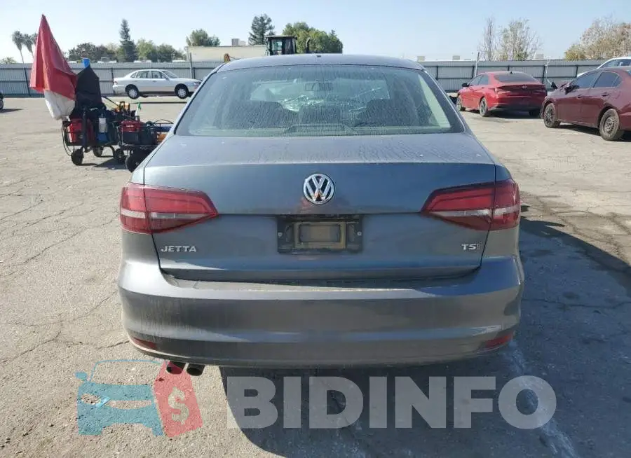 3VW2B7AJ4JM262893 Photo# 6