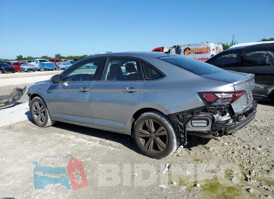 3VW7M7BU8NM018811 Photo# 2