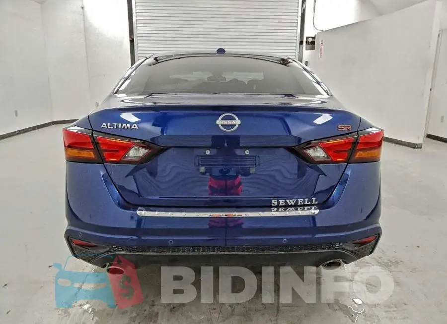 1N4BL4CV3PN381571 Photo# 6