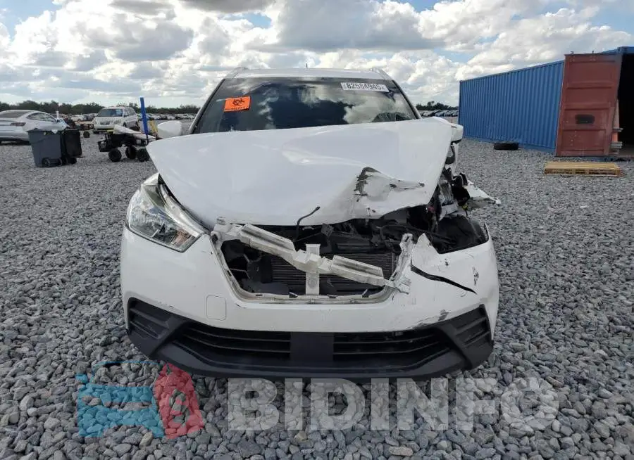 3N1CP5CV3LL533130 Photo# 5