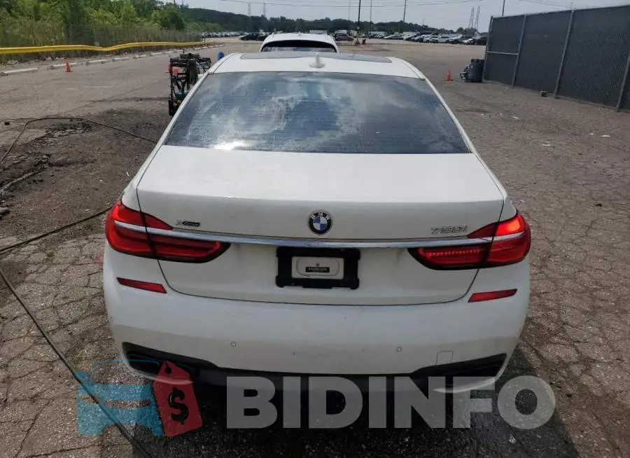 WBA7F2C54GG417328 Photo# 6
