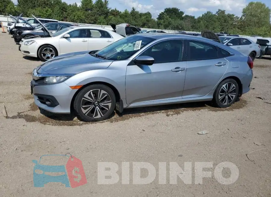 19XFC1F35HE013516 Photo# 1