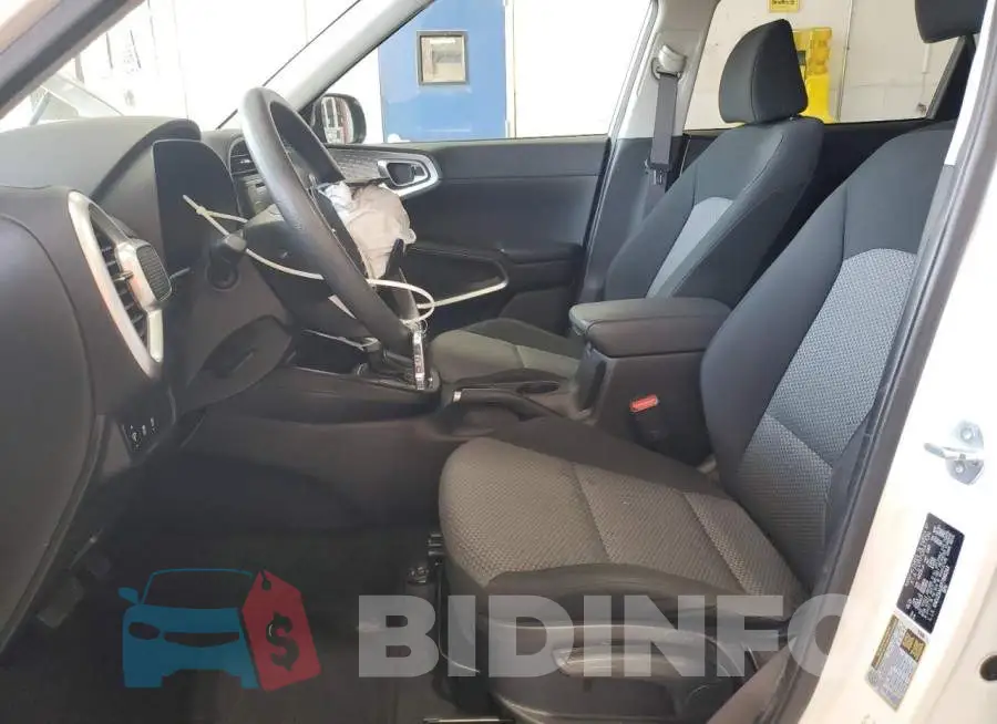 KNDJ23AU5P7888263 Photo# 7