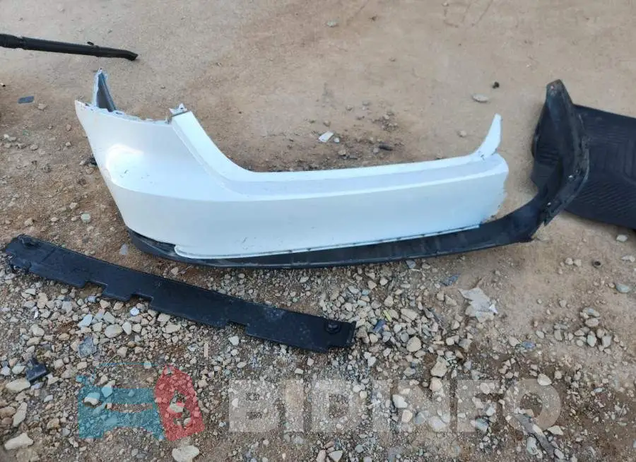 4T1F11AK4NU021572 Photo# 12
