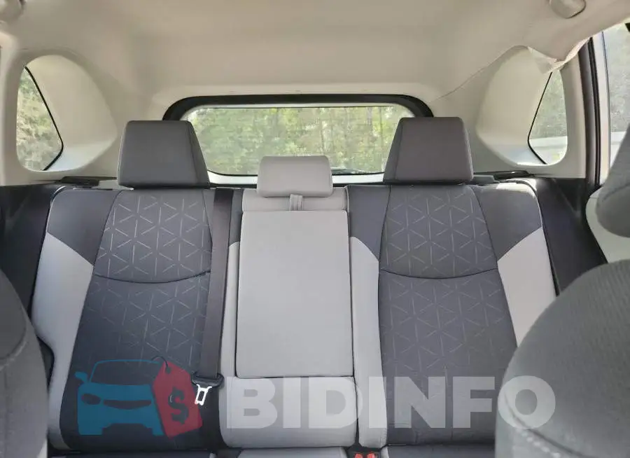 JTMW1RFV8KD010592 Photo# 10