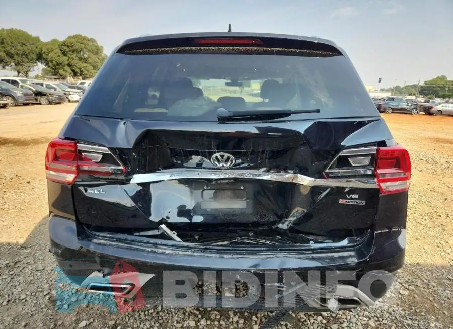 1V2MR2CAXJC527954 Photo# 6