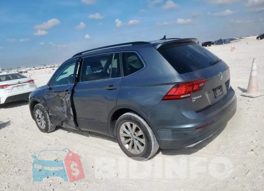 3VV2B7AX0KM089643 Photo# 2