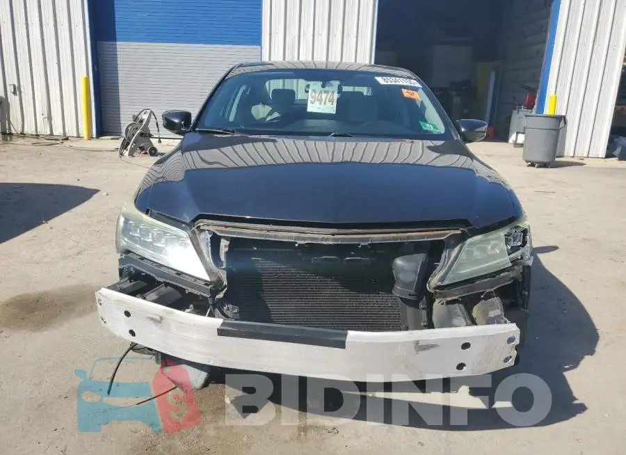 19UDE2F34GA018023 Photo# 5
