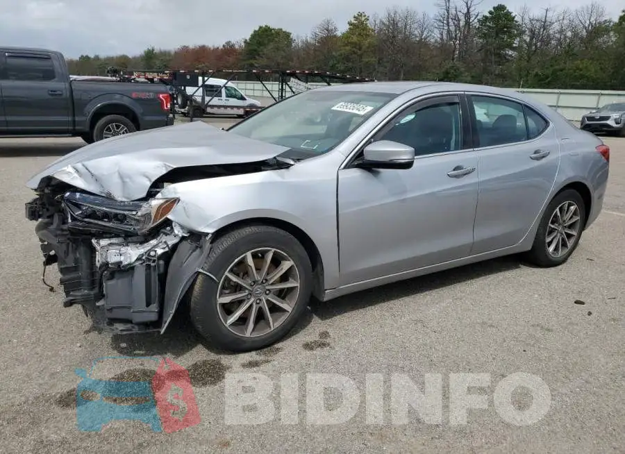 19UUB1F37LA017381 Photo# 1