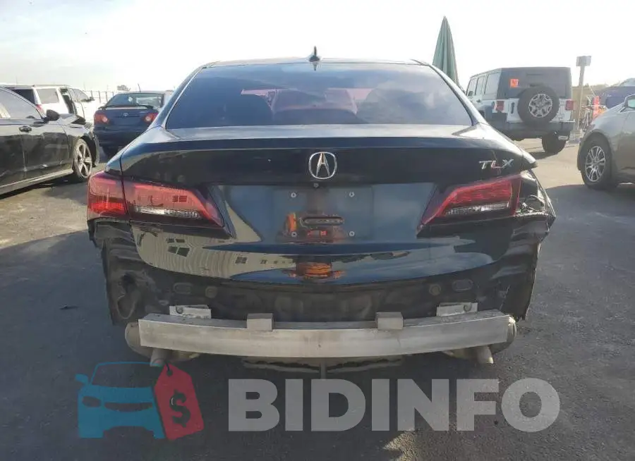 19UUB1F38GA005682 Photo# 6