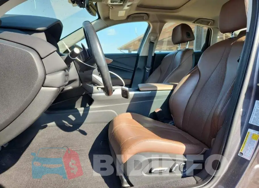 19UUB5F42MA002837 Photo# 7