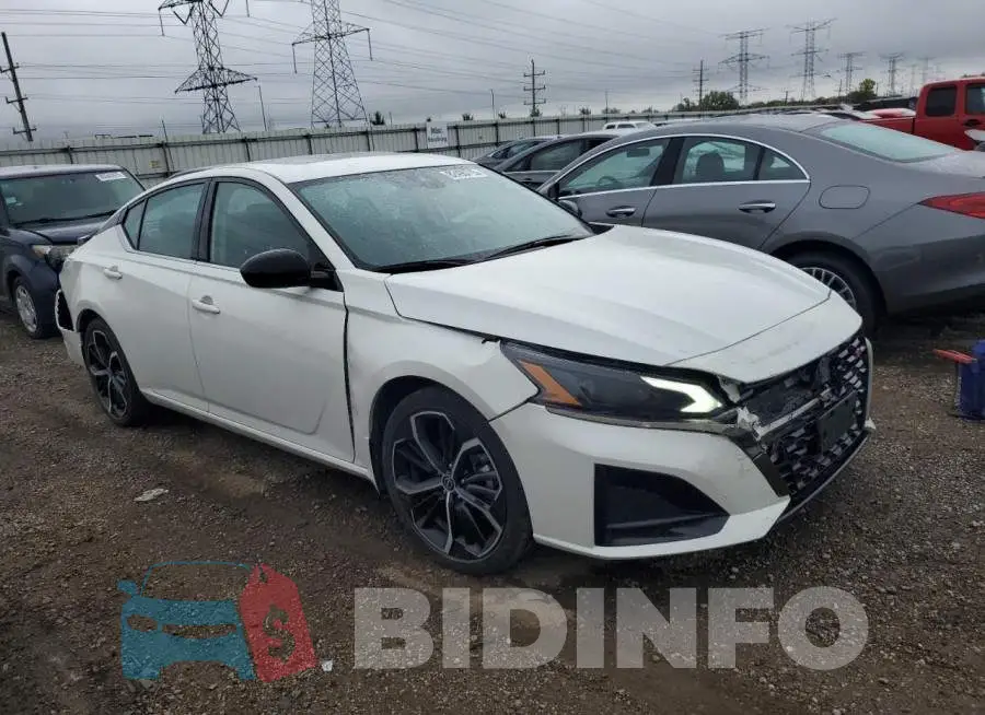 1N4BL4CV8PN410062 Photo# 4