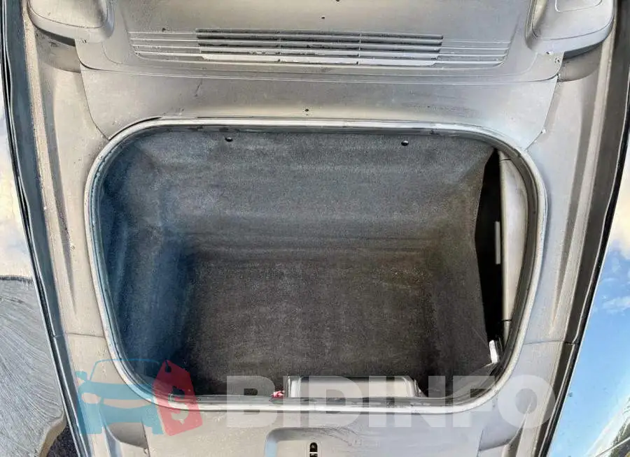 WP0CB2A93LS262748 Photo# 7