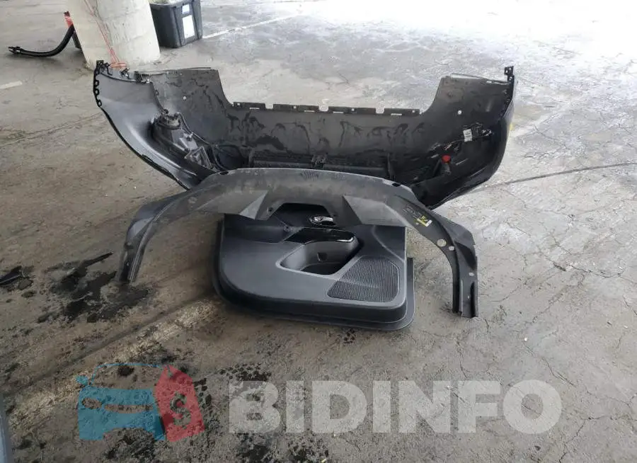 1C4PJLLB1KD396235 Photo# 12