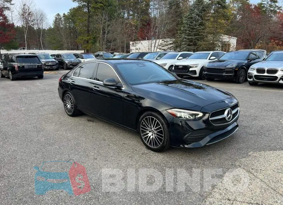 W1KAF4GB9NR020192 Photo# 1