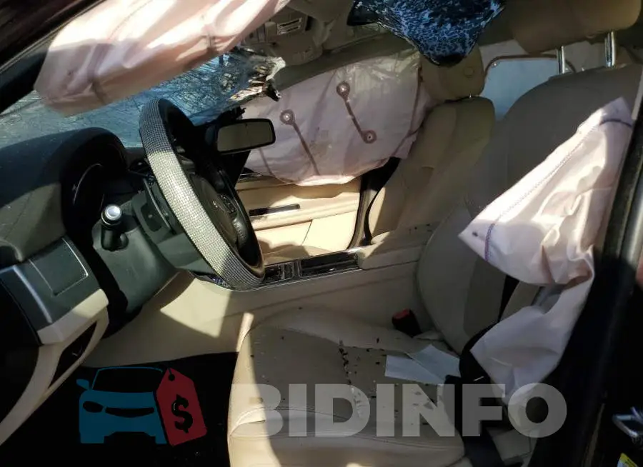 SAJBE4BV6HCY39138 Photo# 7