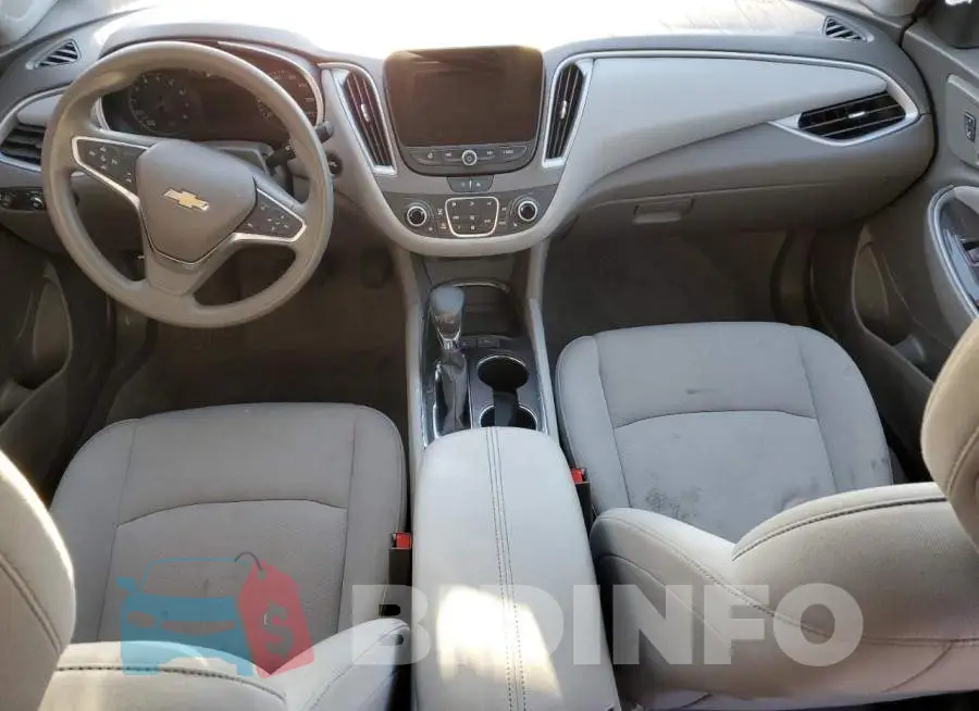 1G1ZD5ST3SF148037 Photo# 8