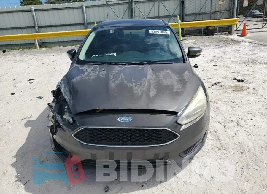 1FADP3F21GL281134 Photo# 5