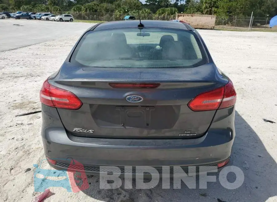 1FADP3F21GL281134 Photo# 6