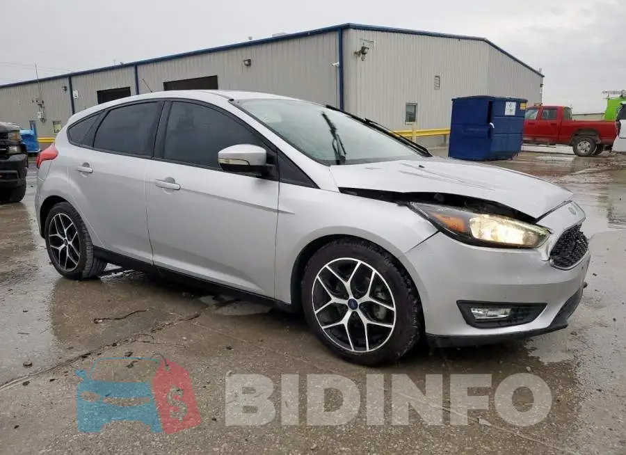 1FADP3M22HL255131 Photo# 4