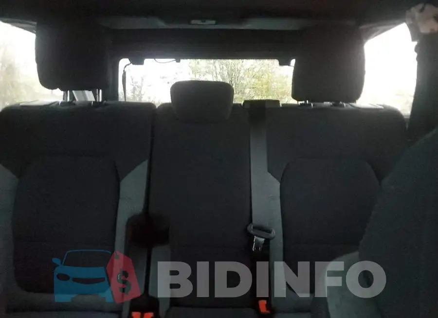 1FMEE5BP4PLB58778 Photo# 10