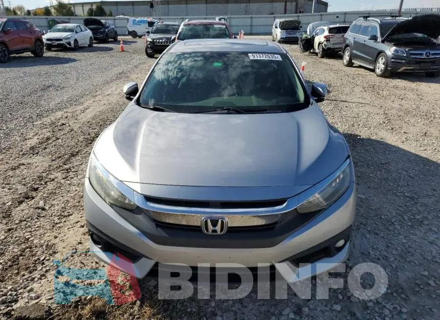 19XFC1F93GE027983 Photo# 5